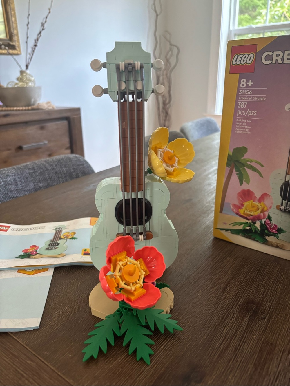 LEGO Creator Tropical Ukulele